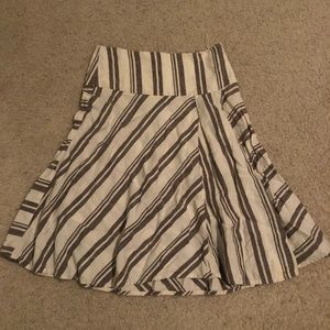 Gap White and Gray Striped Skirt, size 6 $20